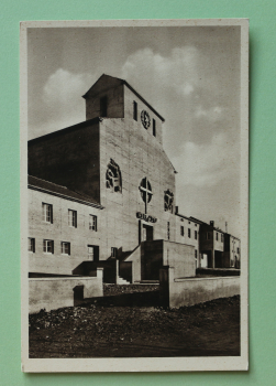 Ansichtskarte AK Merchingen Merzig Saar 1930 Pfarrkirche u Jugendheim Architekt Prof Dr Cl Holzmeister Düsseldorf Architektur Ortsansicht Saarland